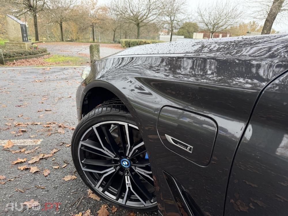 BMW 530 e Pack Desportivo M