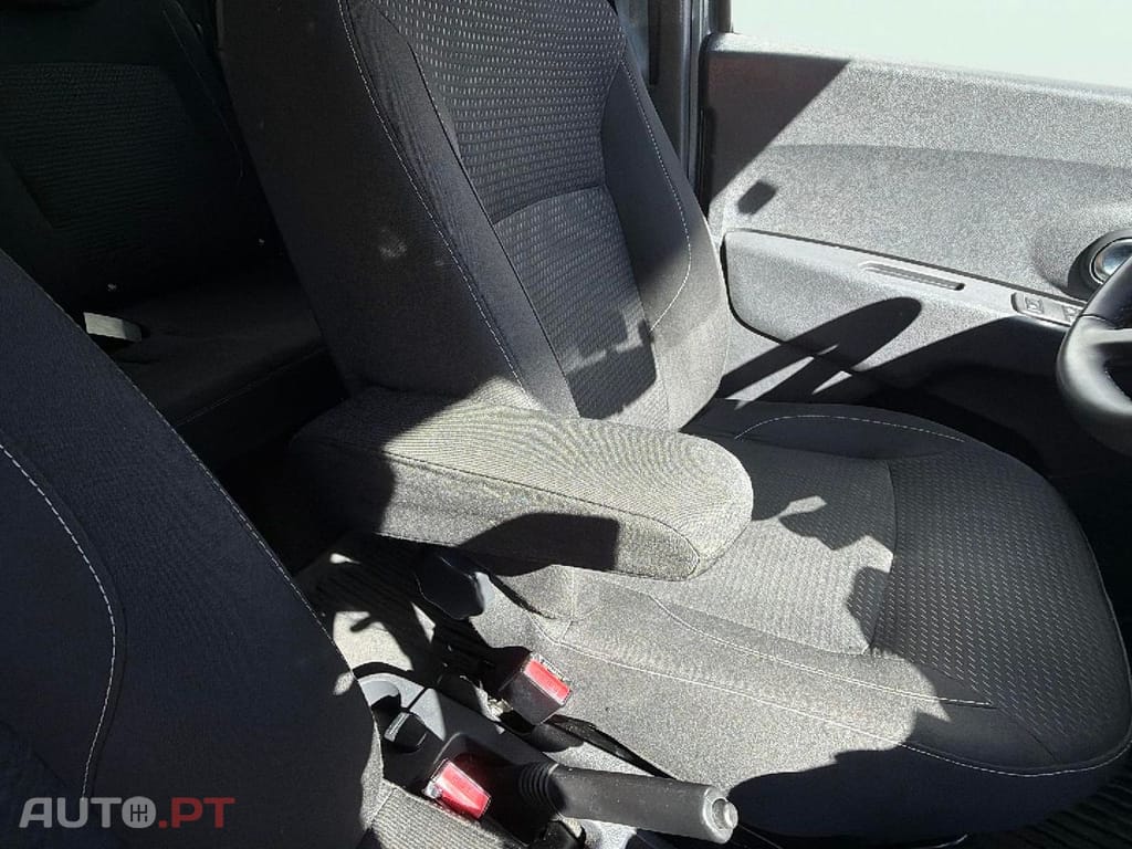 Dacia Lodgy 1.2 TCe Confort 7L
