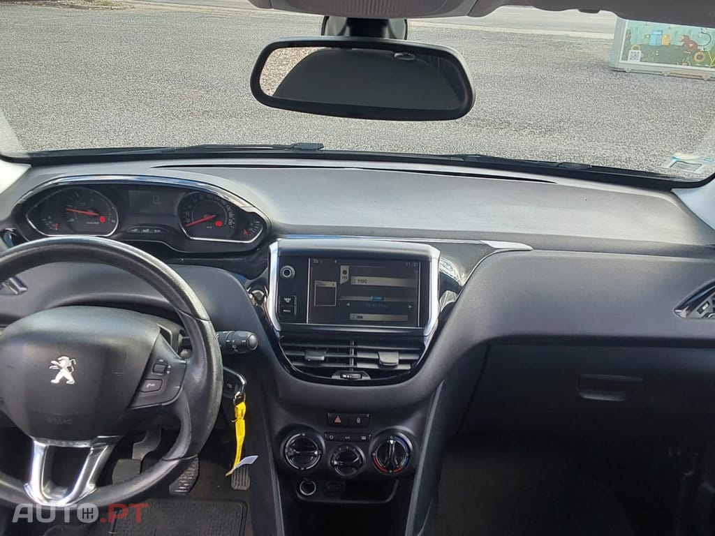 Peugeot 208 1.4 HDi Active