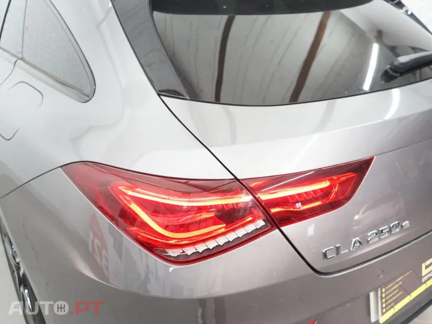 Mercedes-Benz CLA 250 e AMG Line