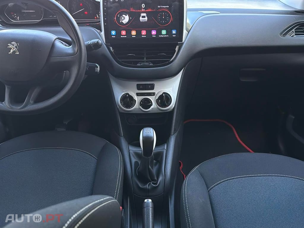 Peugeot 208 1.2 PureTech Style