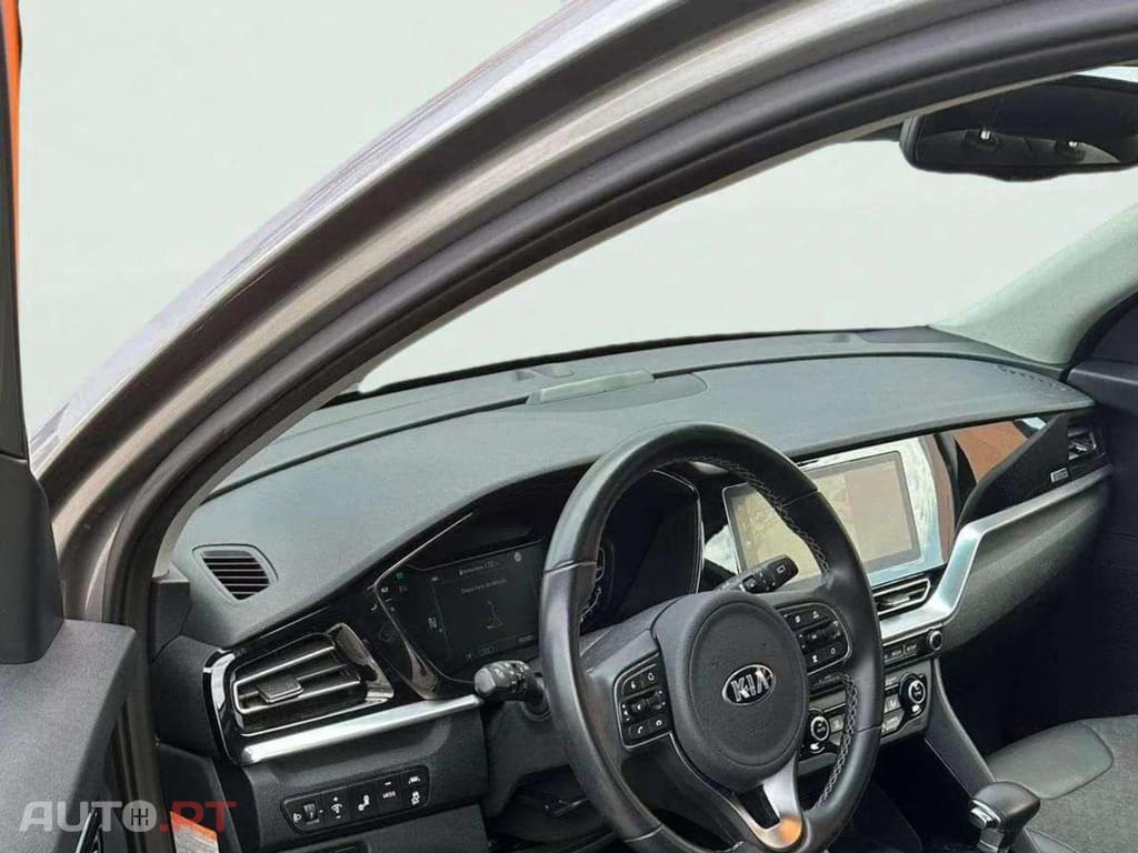 Kia Niro 1.6 GDi PHEV Tech
