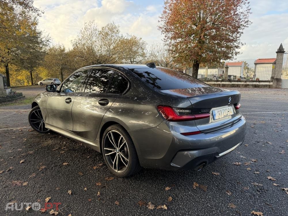 BMW 330 e Pack M Auto