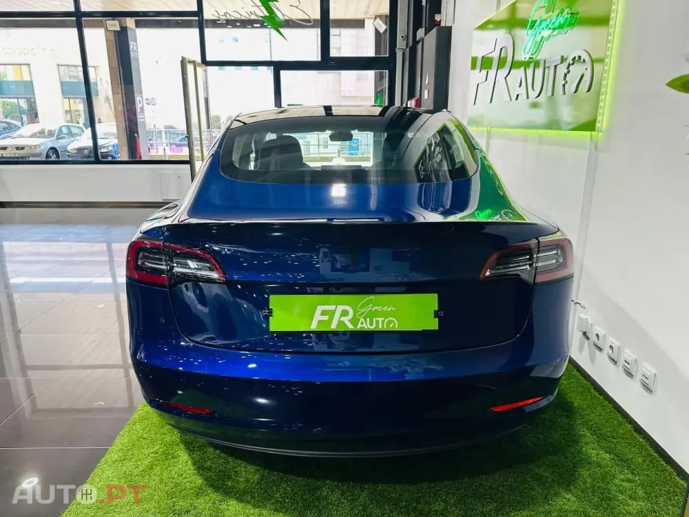 Tesla Model 3 Long Range Tração Traseira