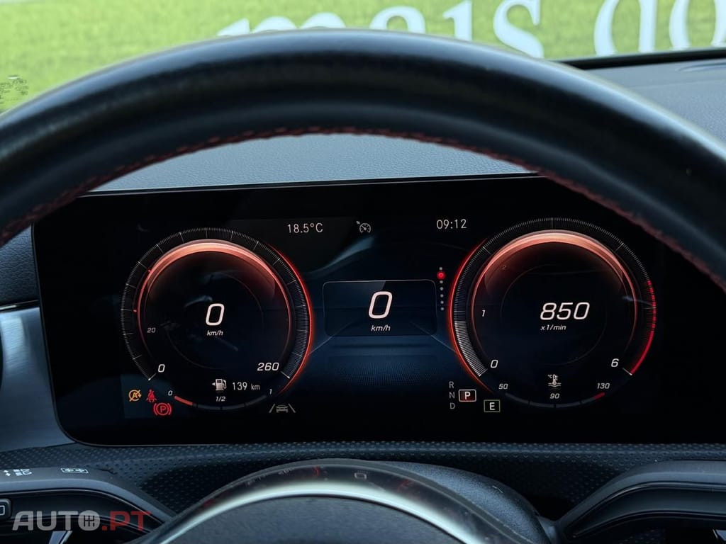 Mercedes-Benz CLA 180 AMG
