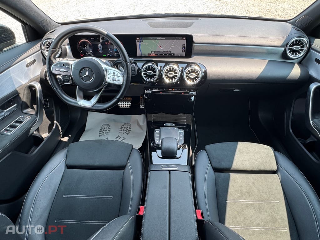 Mercedes-Benz A 250 e AMG Line