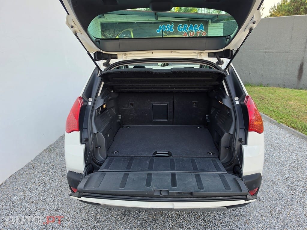 Peugeot 3008 1.6 HDi Executive CMP6