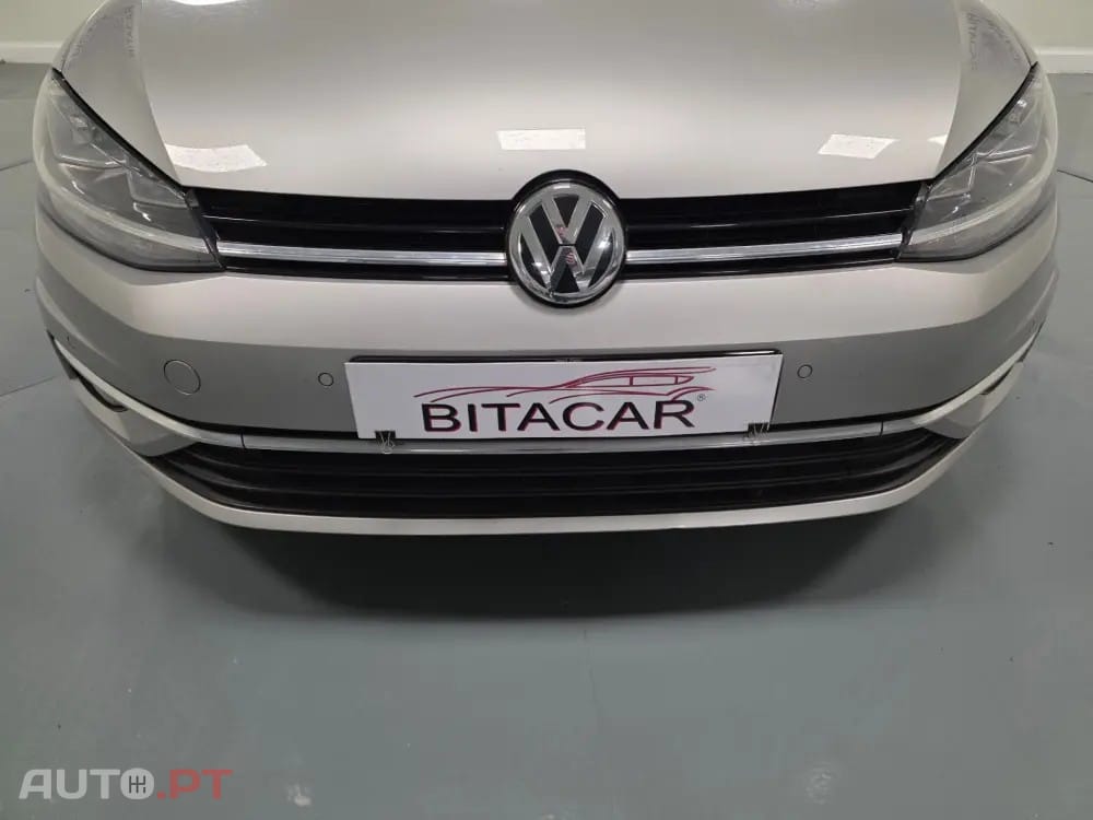 Volkswagen Golf 1.6 TDI CONFORTLINE