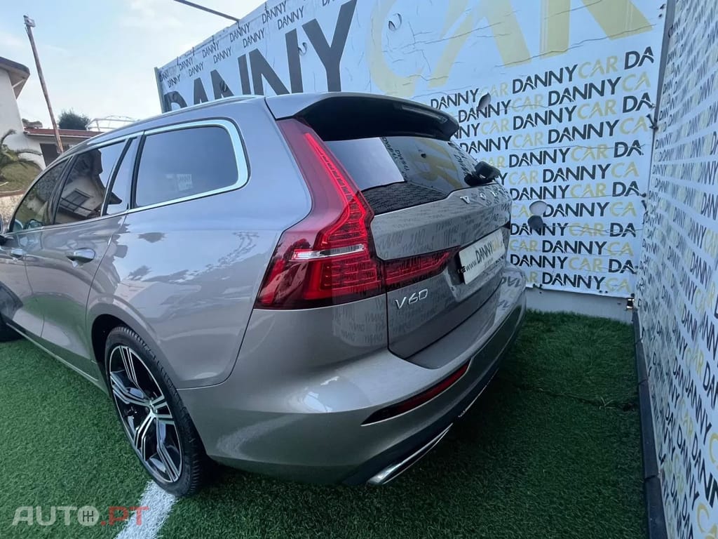 Volvo V60 T8 R-Design Full Extras