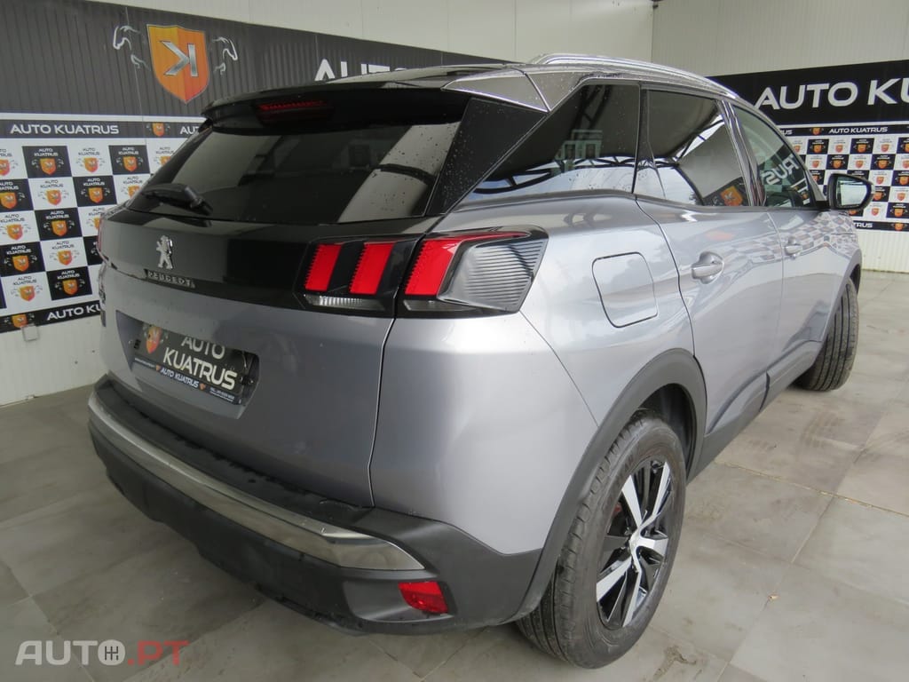Peugeot 3008 1.5 BlueHDi Active