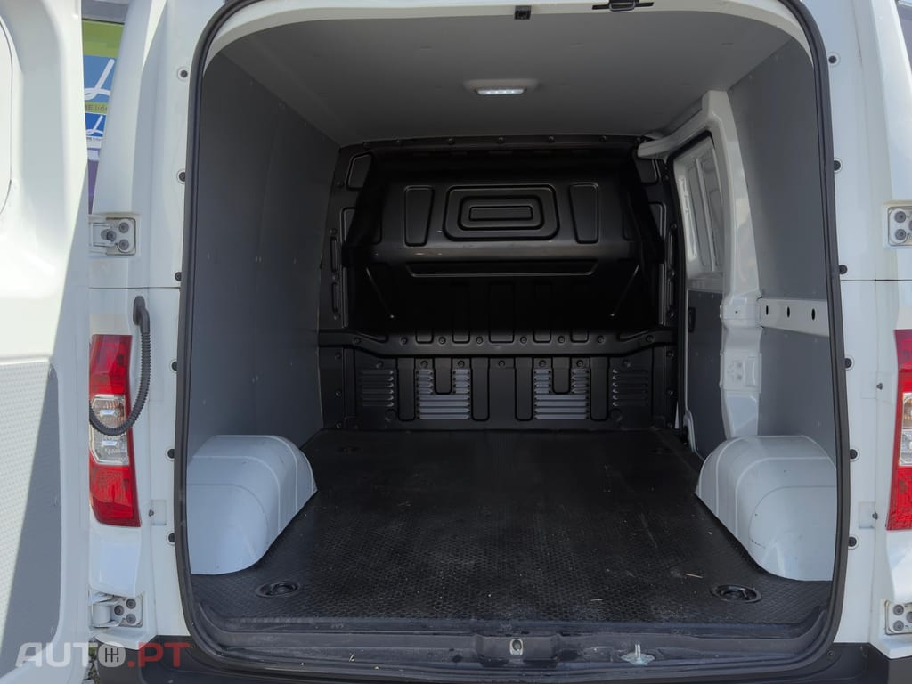 Maxus eDeliver 3 furgão compacto 100% elétrico