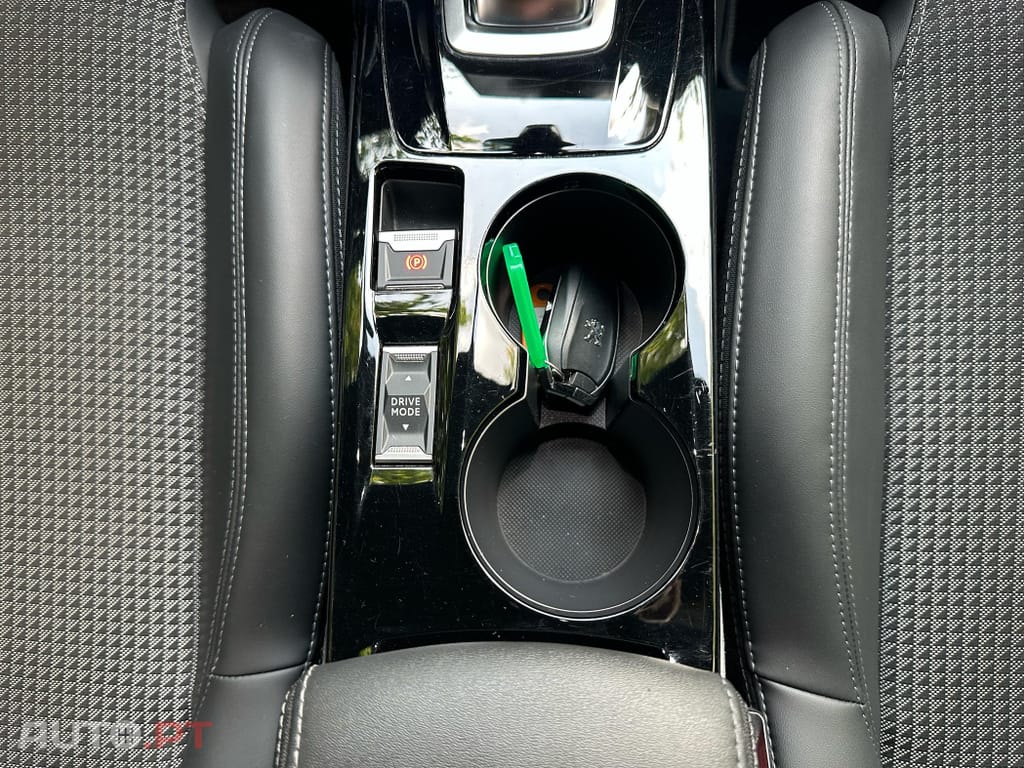 Peugeot E-208 50 kWh GT Line