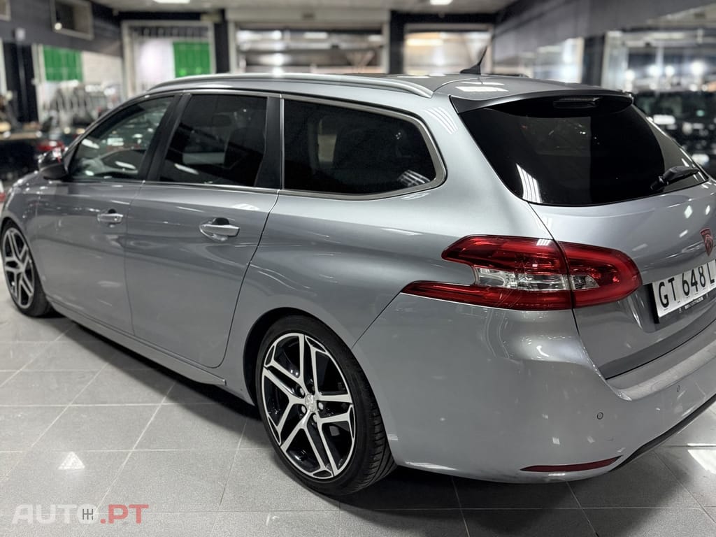 Peugeot 308 1.6 e-HDi Allure J17