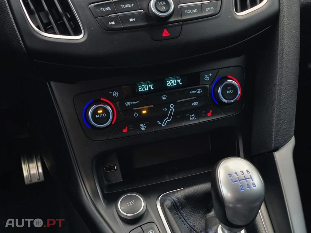 Ford Fiesta 2.3 EcoBoost RS PACK PERFORMANCE