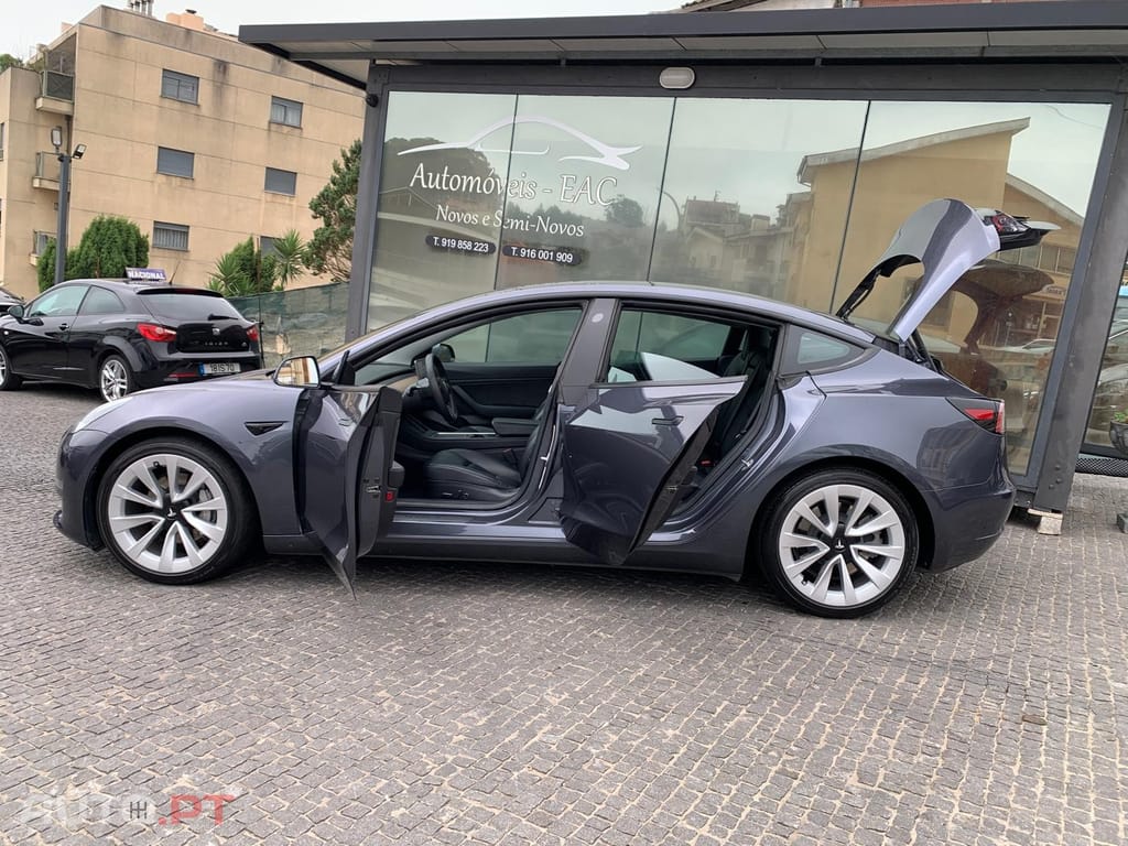 Tesla Model 3 Long-Range Dual Motor AWD