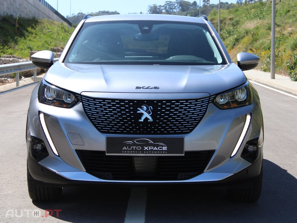 Peugeot E-2008 Allure