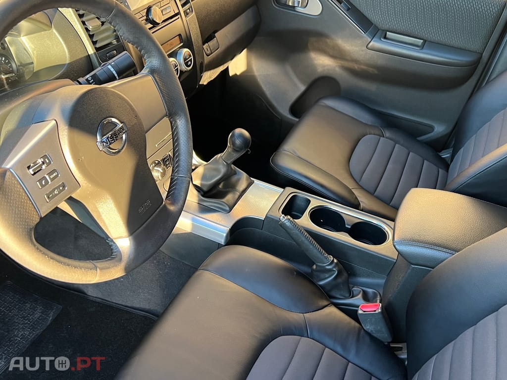 Nissan Navara 2.5 dCi CD Pilot Hi-Tech