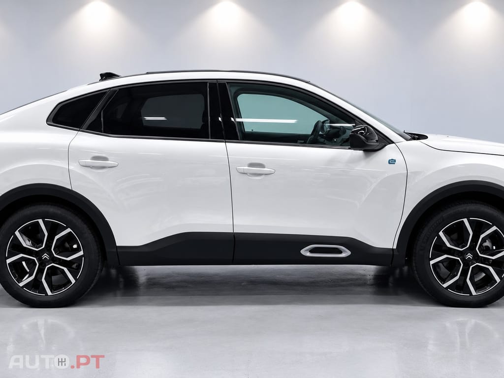 Citroen C4 e-C4 136 PLUS