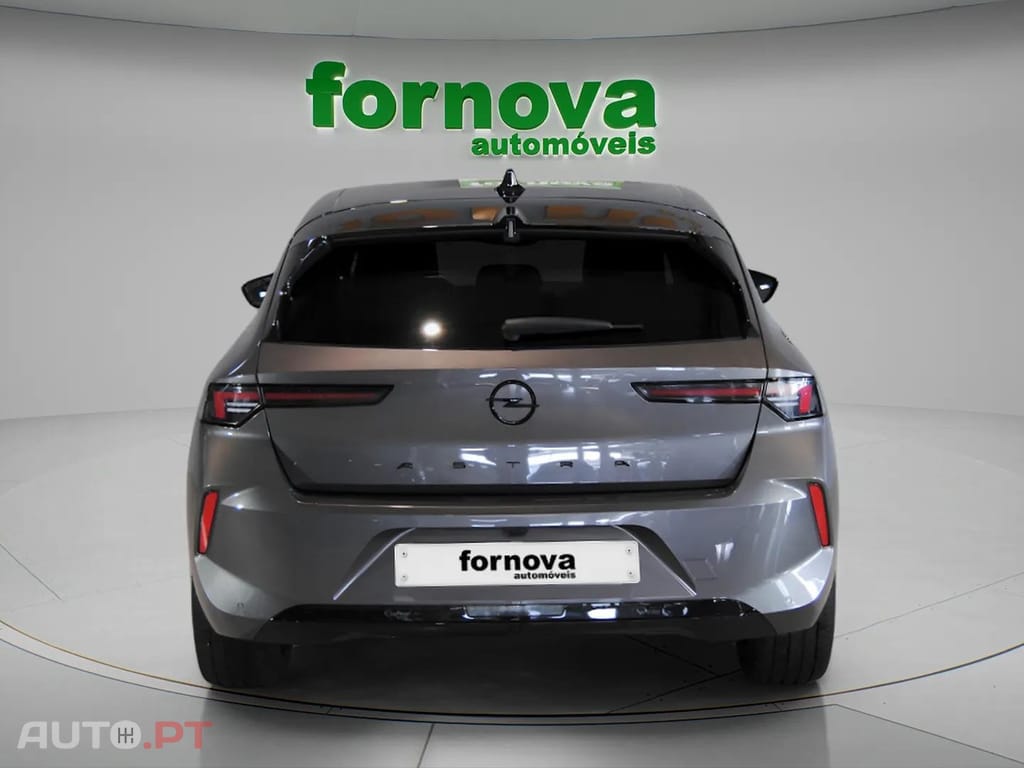 Opel Astra 1.2 T GS Aut.