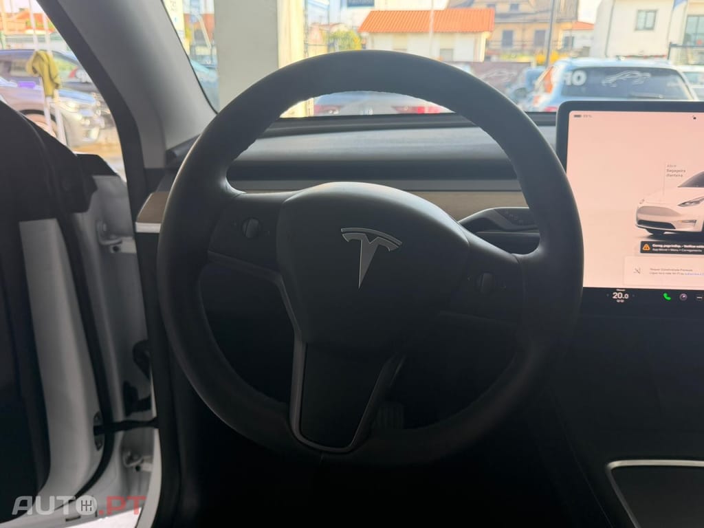 Tesla Model Y Long Range Tração Integral