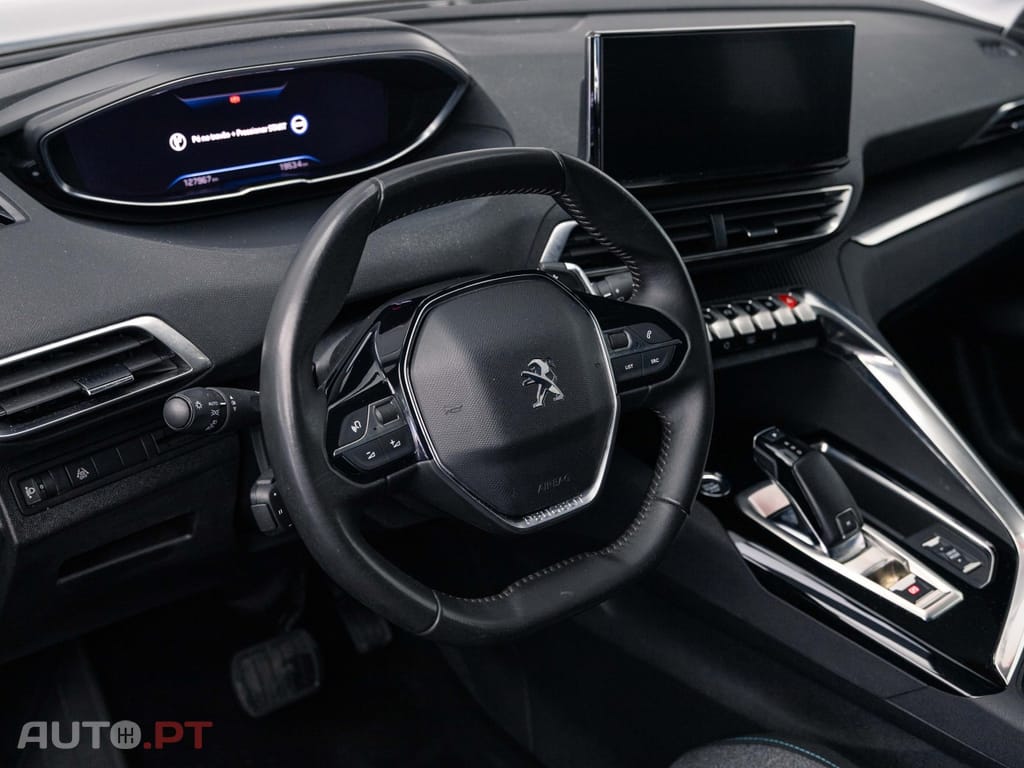 Peugeot 3008 1.5 BlueHDi Active Pack EAT8
