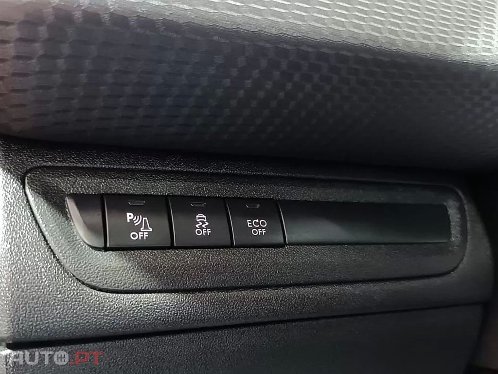 Peugeot 2008 1.2 PureTech Allure