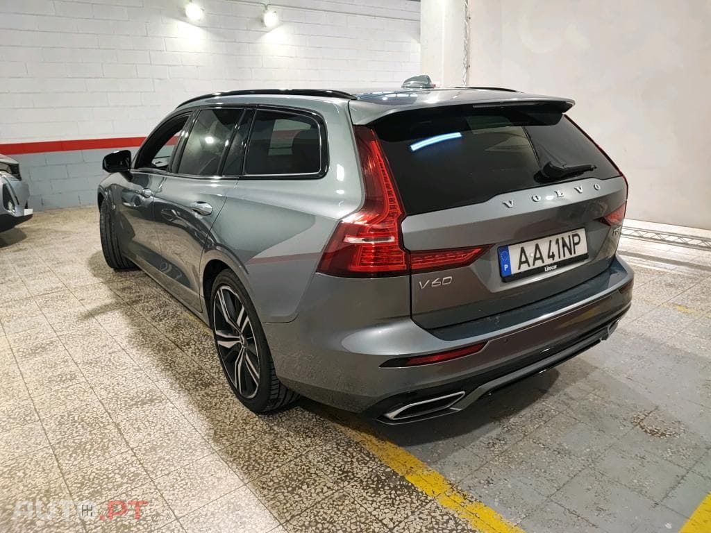Volvo V60 2.0 T8 AWD TE R-Design