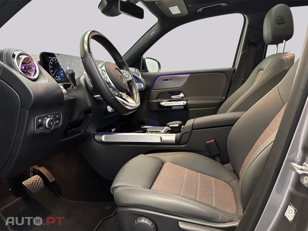 Mercedes-Benz EQB 300 4M