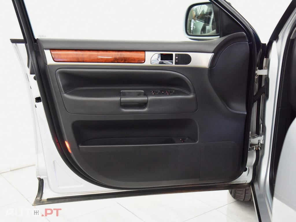 Volkswagen Touareg 2.5 TDi Tiptronic
