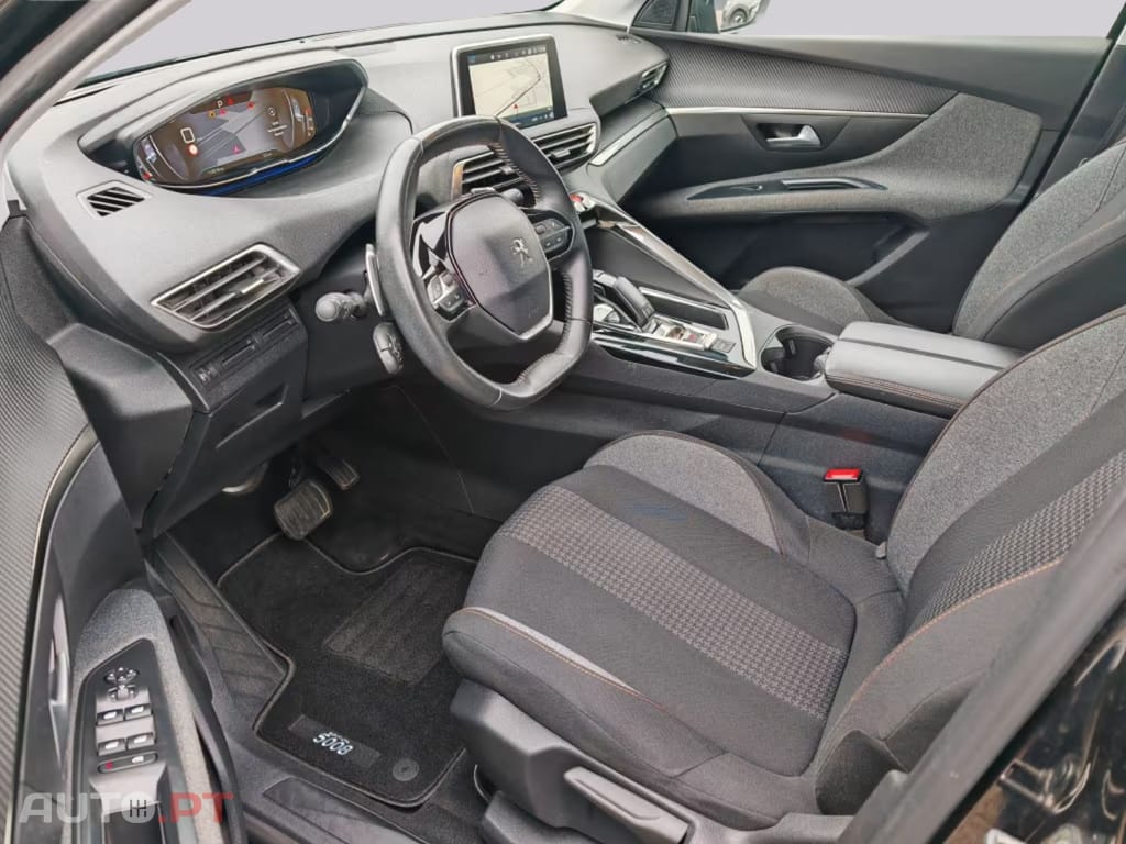 Peugeot 5008 130CV  EAT8 BlueHdi ACTIVE BUSINESS