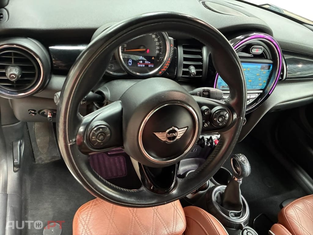 MINI Cabrio Cooper S Finition Red Hot Chili