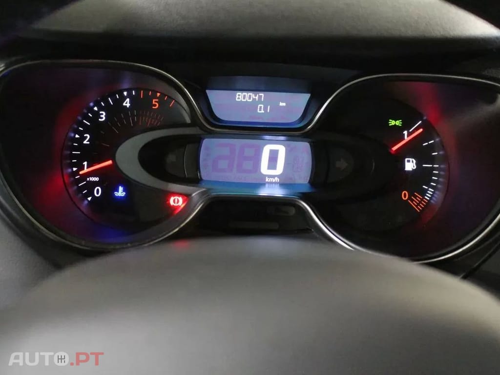 Renault Captur 1.5 dCi Red Edition