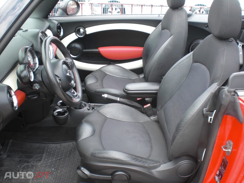 MINI Cabrio Cooper D