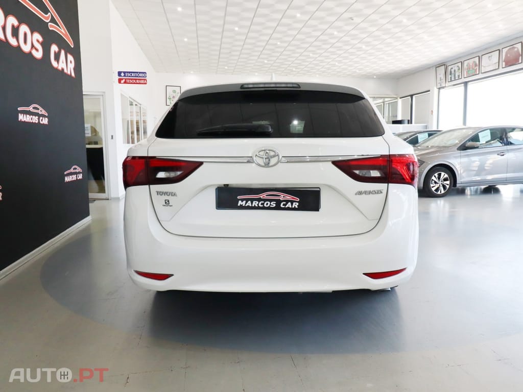Toyota Avensis Touring Sports 1.6 D-4D Exclusive+GPS