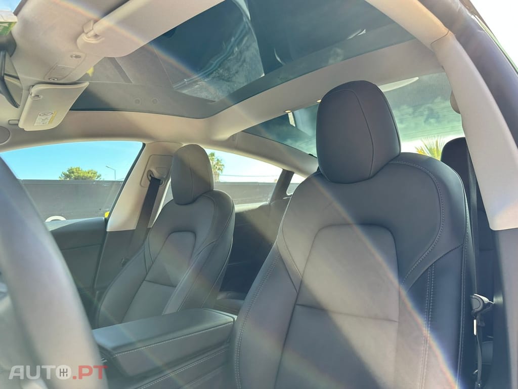 Tesla Model 3 Standard
