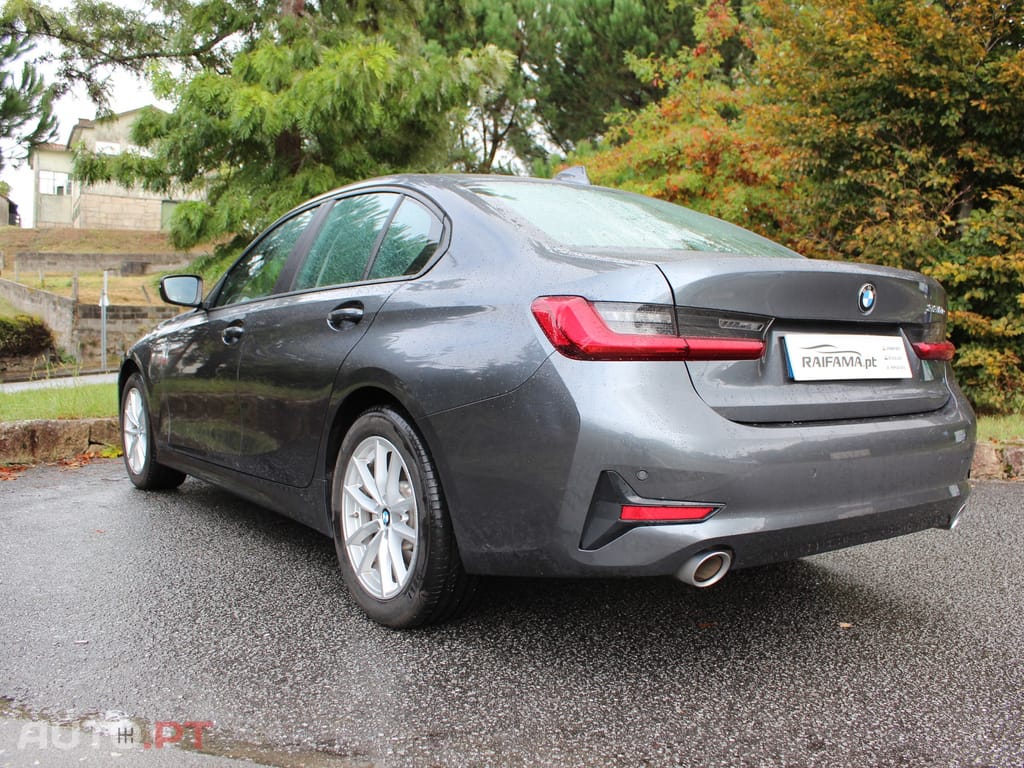 BMW 330 330e Hibrido Plug-In