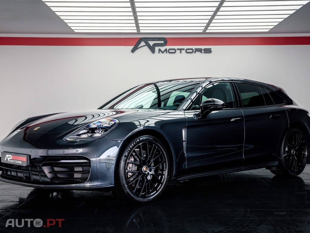 Porsche Panamera 4 E-Hybrid Platinum Edition