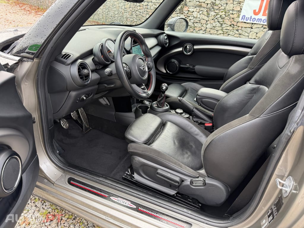 MINI Cooper Cooper D