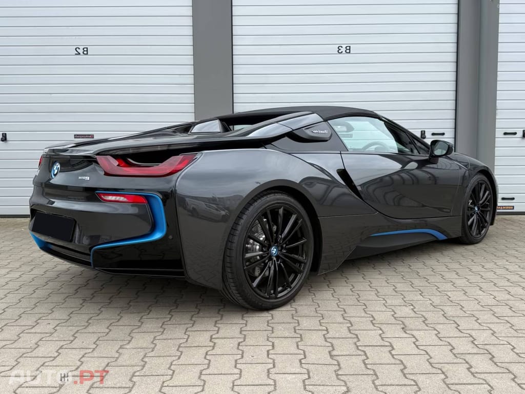 BMW i8 Roadster First Edition