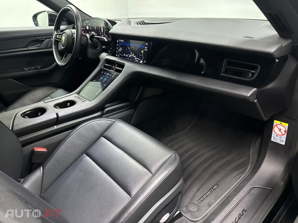 Porsche Taycan Sport