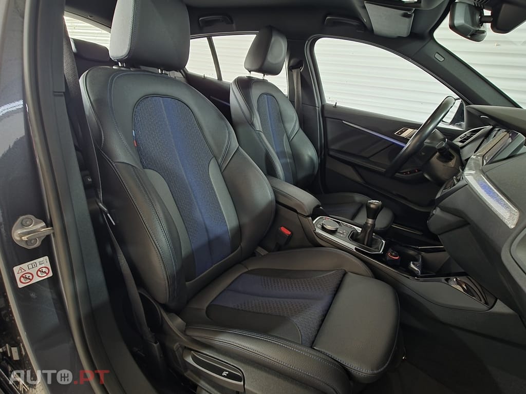 BMW 116 d Pack Desportivo M