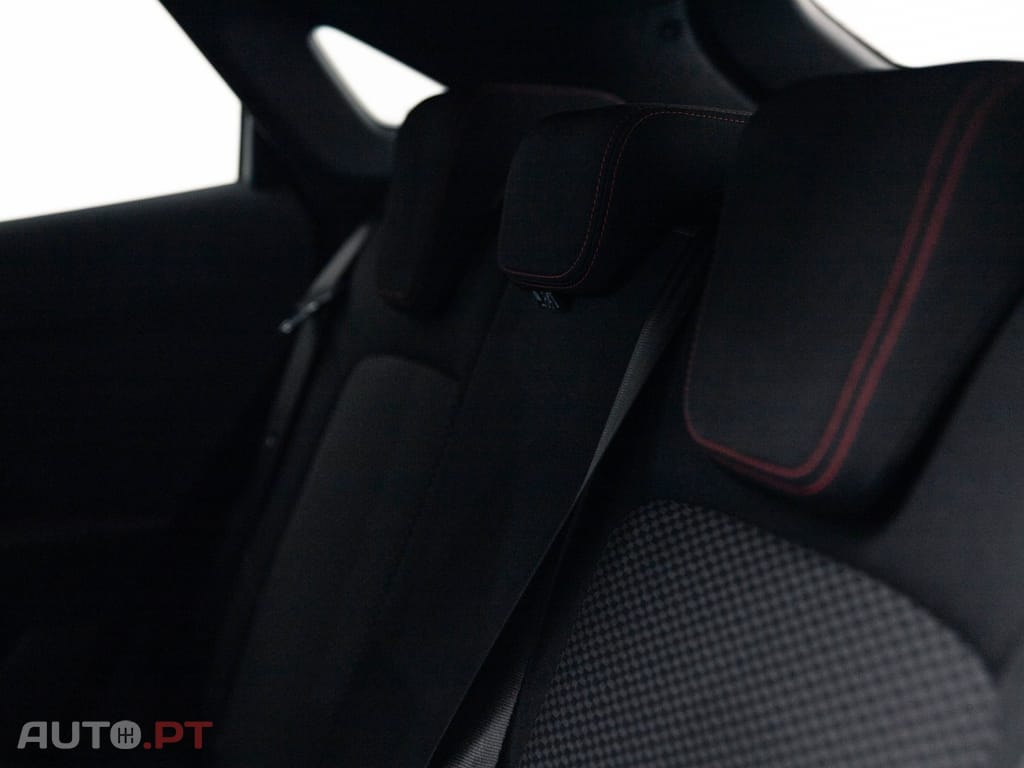 Ford Puma 1.0 EcoBoost MHEV ST-Line