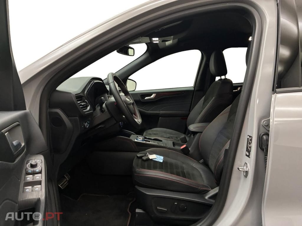 Ford Kuga 2.5 FHEV Powershift Graphite Tech Edition