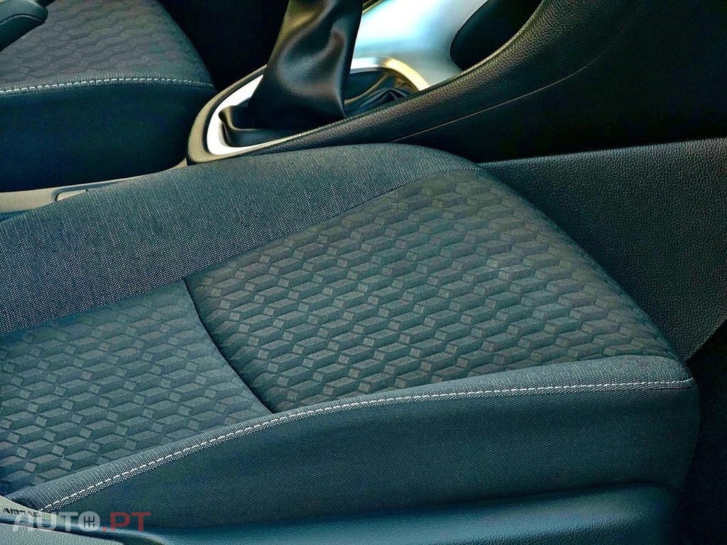 Toyota Yaris 1.0 VVT-i Comfort Plus