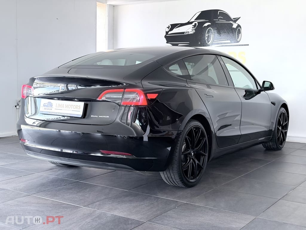 Tesla Model 3 Long Range Tração Integral Premium