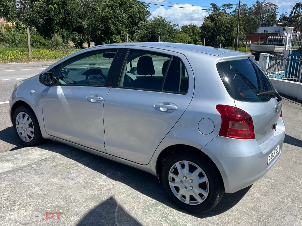 Toyota Yaris 1.0 VVT-i AC