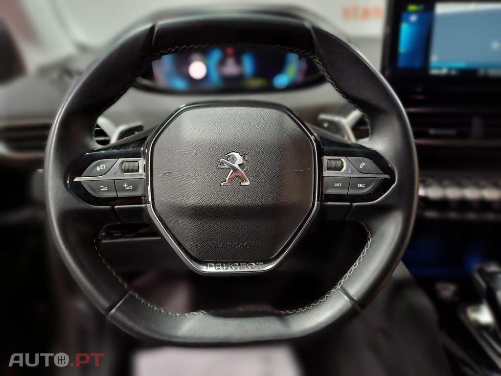 Peugeot 3008 1.6 Hybrid Allure e-EAT8