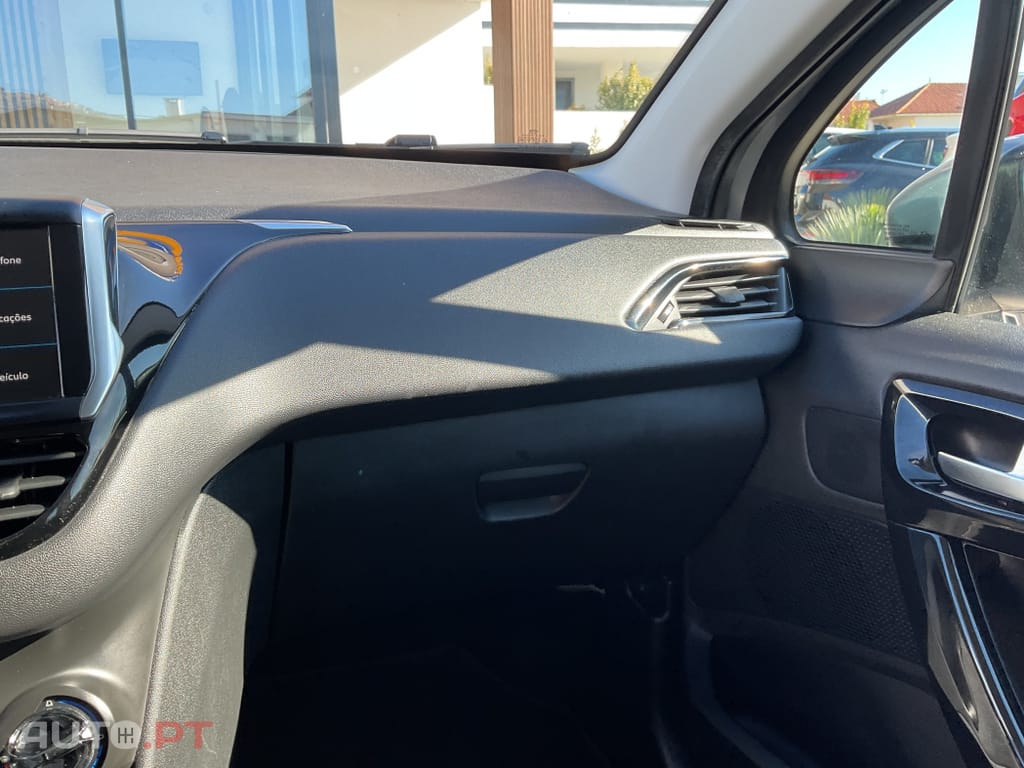 Peugeot 208 1.2 PureTech Active