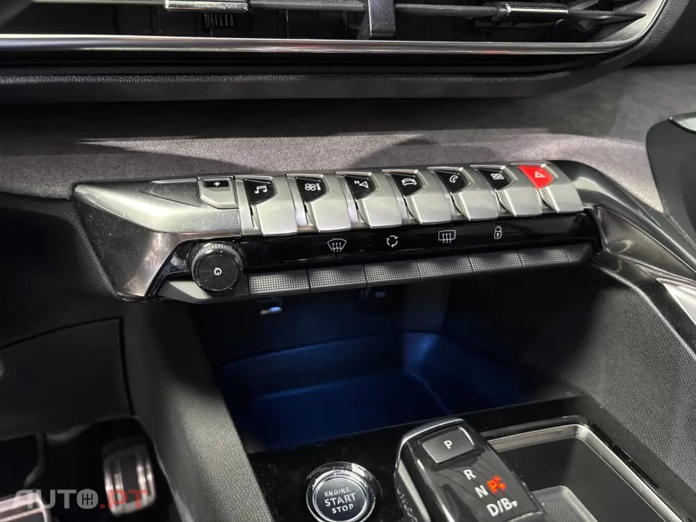 Peugeot 3008 1.6 Hybrid GT Line e-EAT8