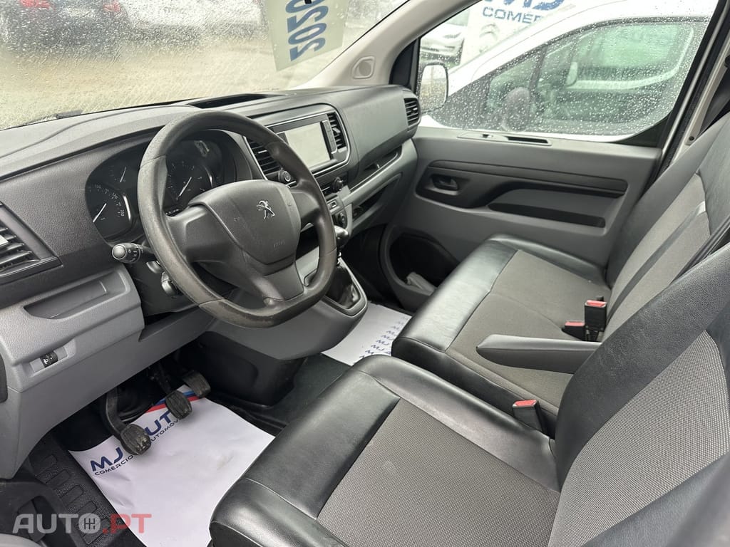 Peugeot Expert 1.5 BlueHDi L2H1 Premium Standard